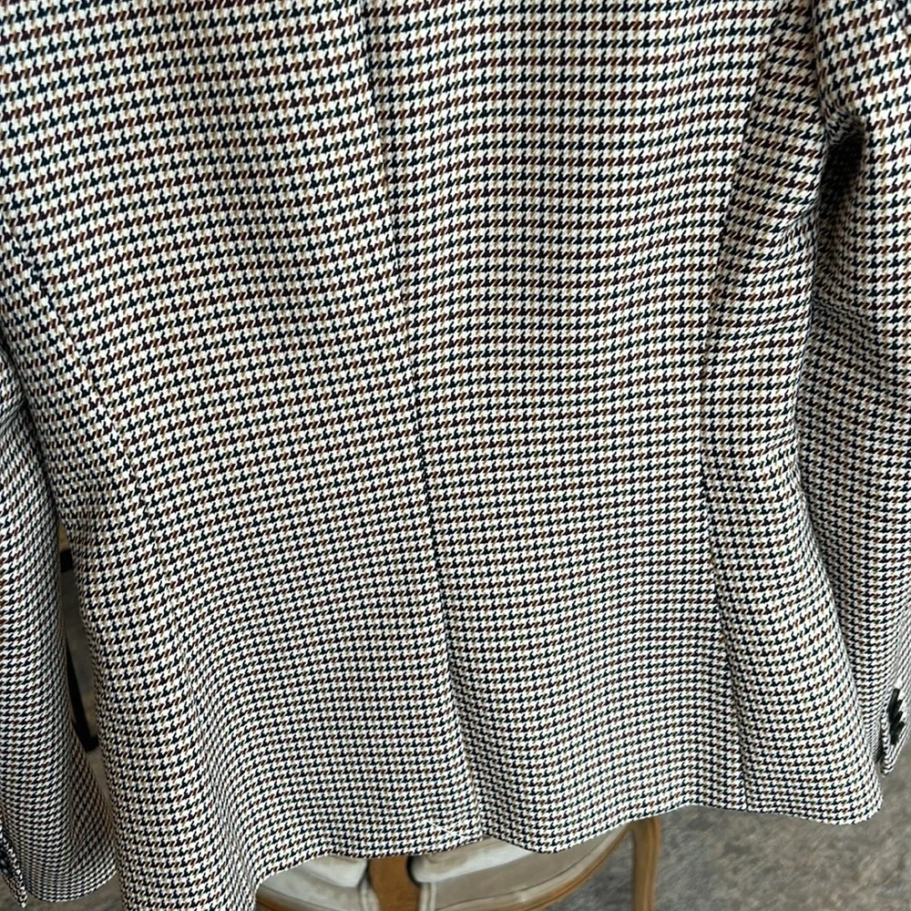 Jacket - Picture 4 of 6